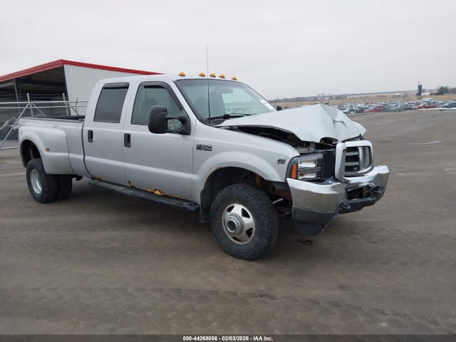 Salvage Ford F-350 Image