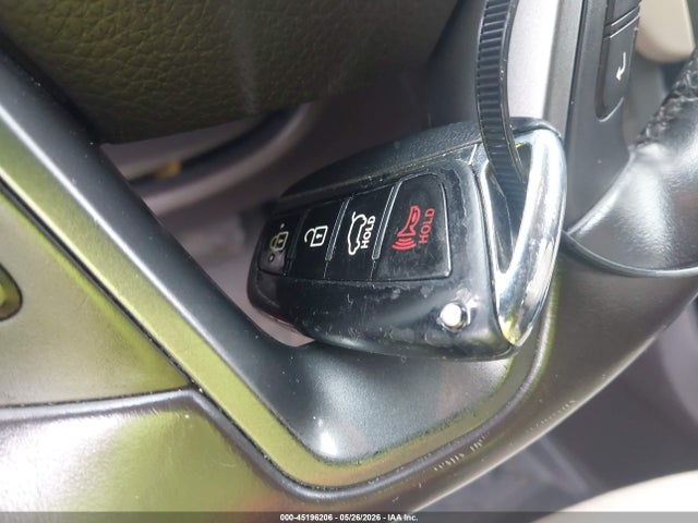 Hyundai SANTA FE Sport 2.0t