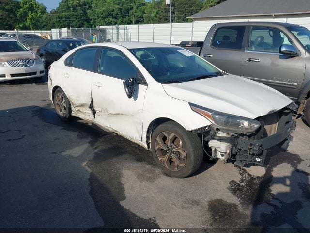 Salvage Kia Forte Image