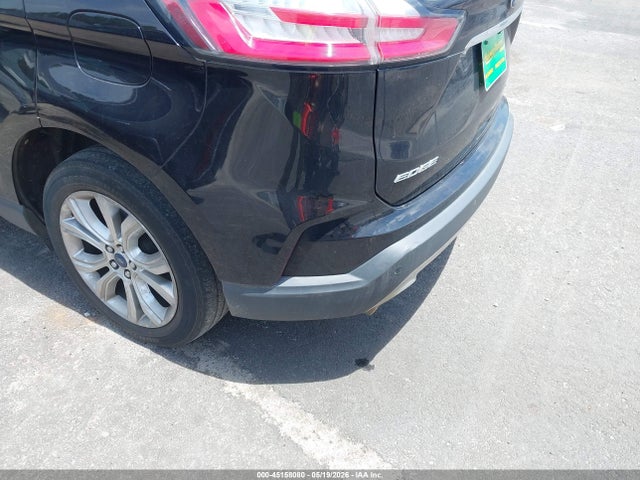 Ford Edge Titanium