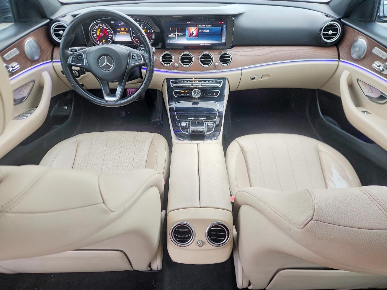 Mercedes-Benz E-Class 300