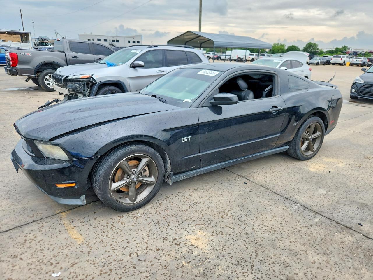 Salvage Ford Mustang Image