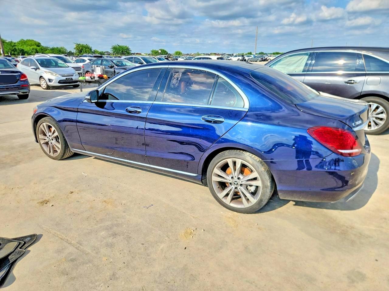 Mercedes-Benz C-Class 300