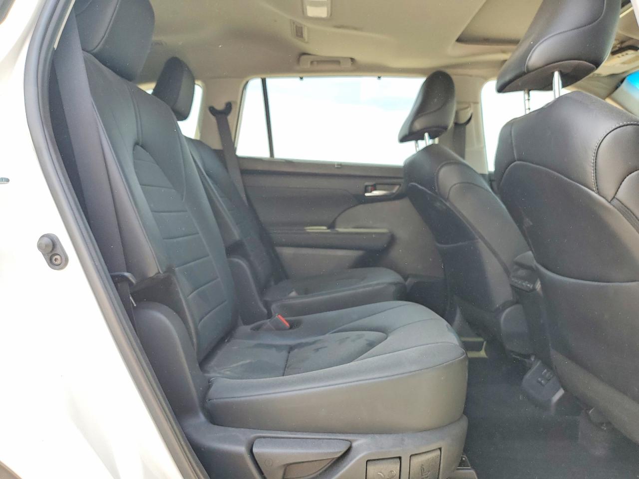 Toyota Highlander Le
