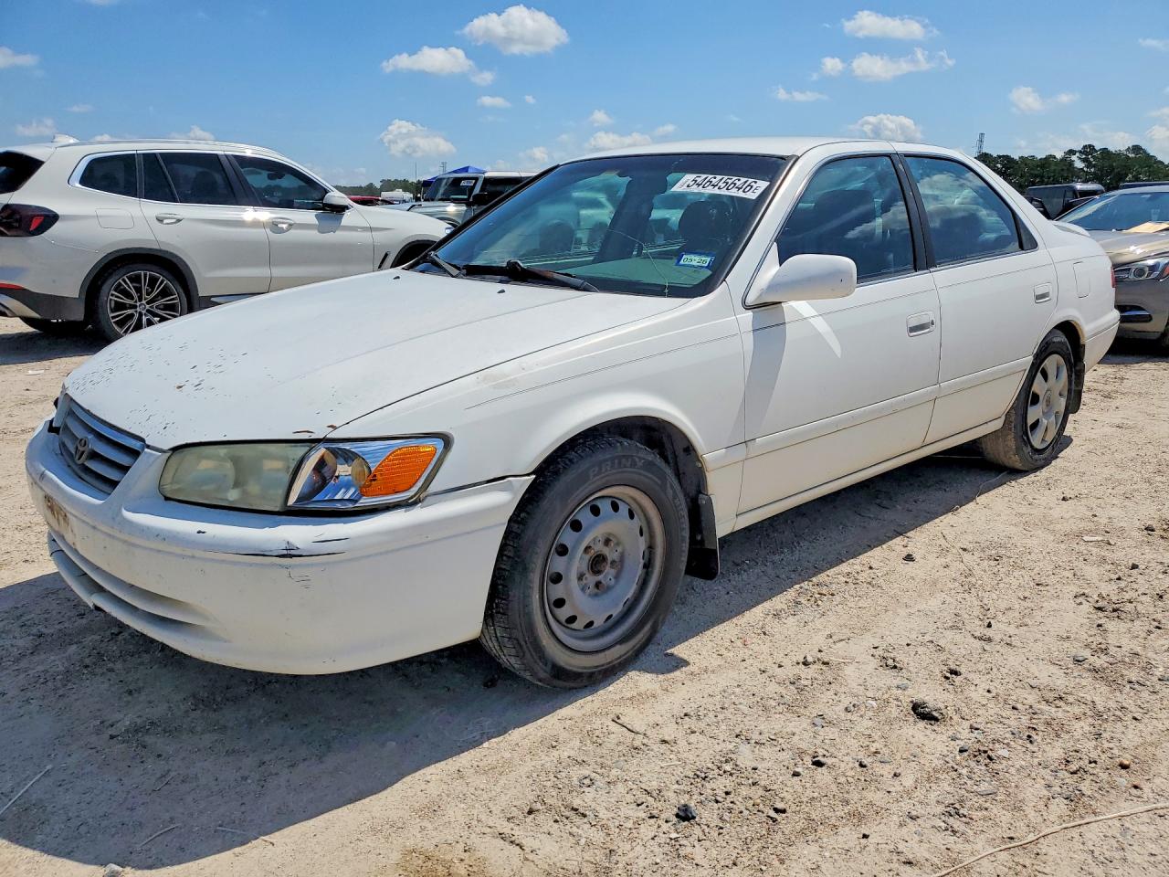 Salvage Toyota Camry Image