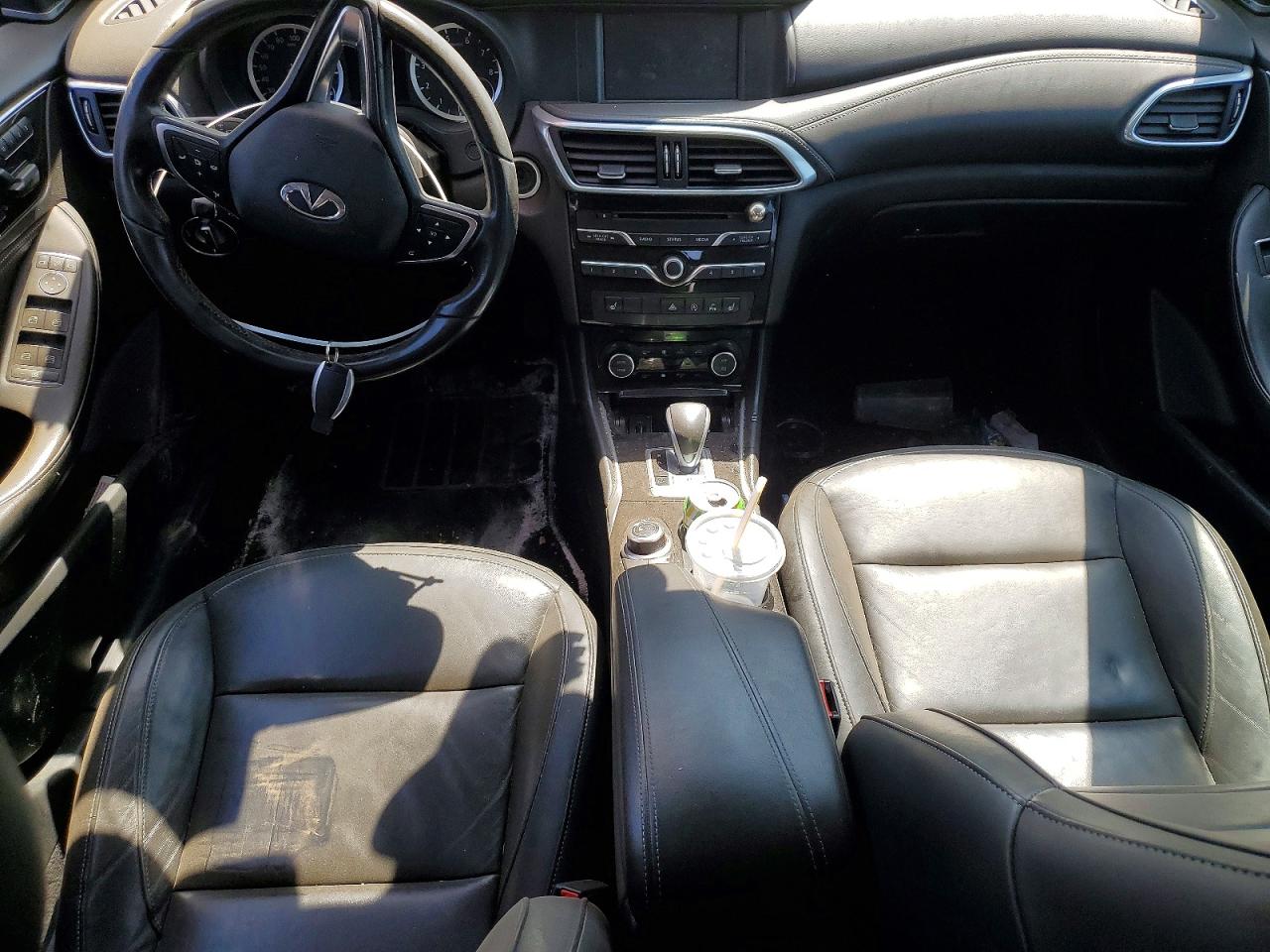 INFINITI Qx Premium