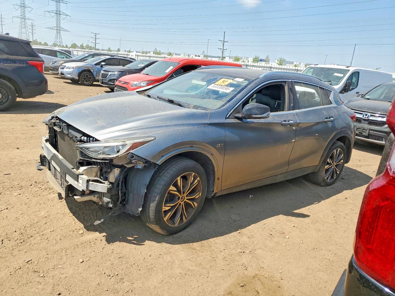 Salvage INFINITI Qx Image