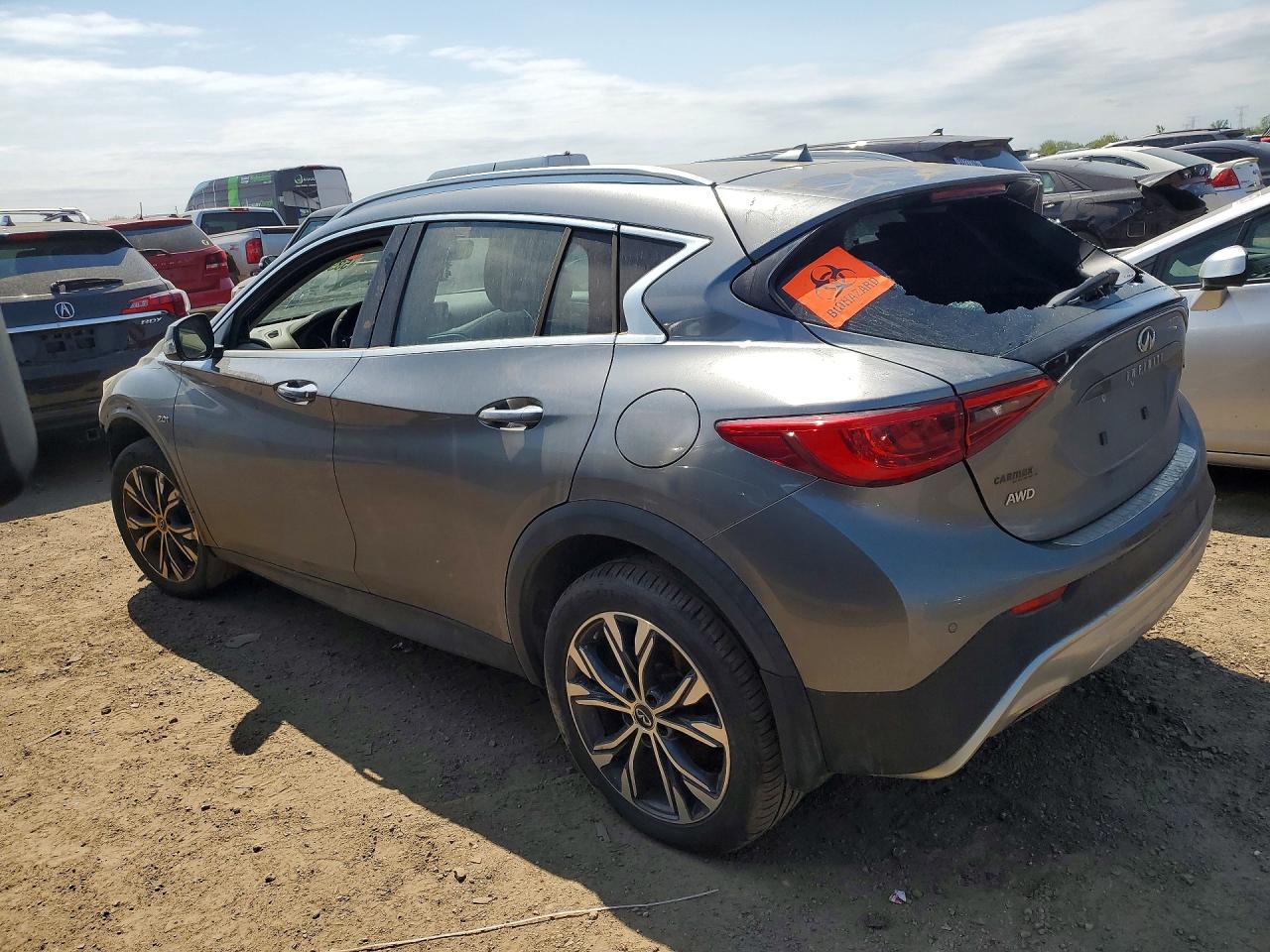 INFINITI Qx Premium