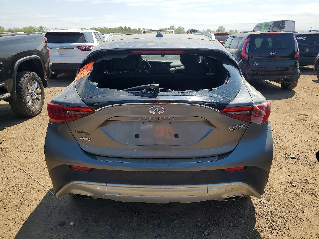 INFINITI Qx Premium
