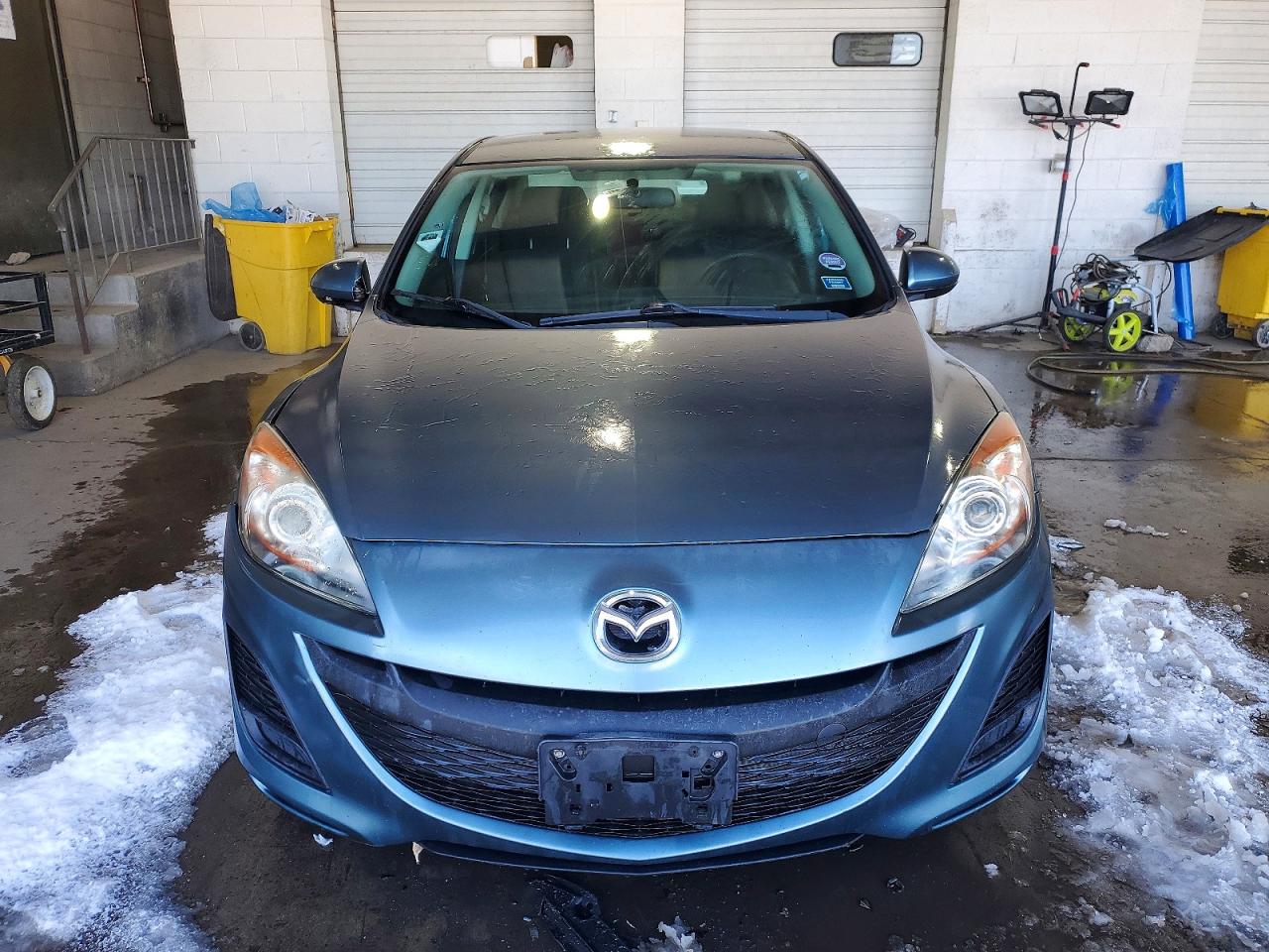 Mazda 3 I