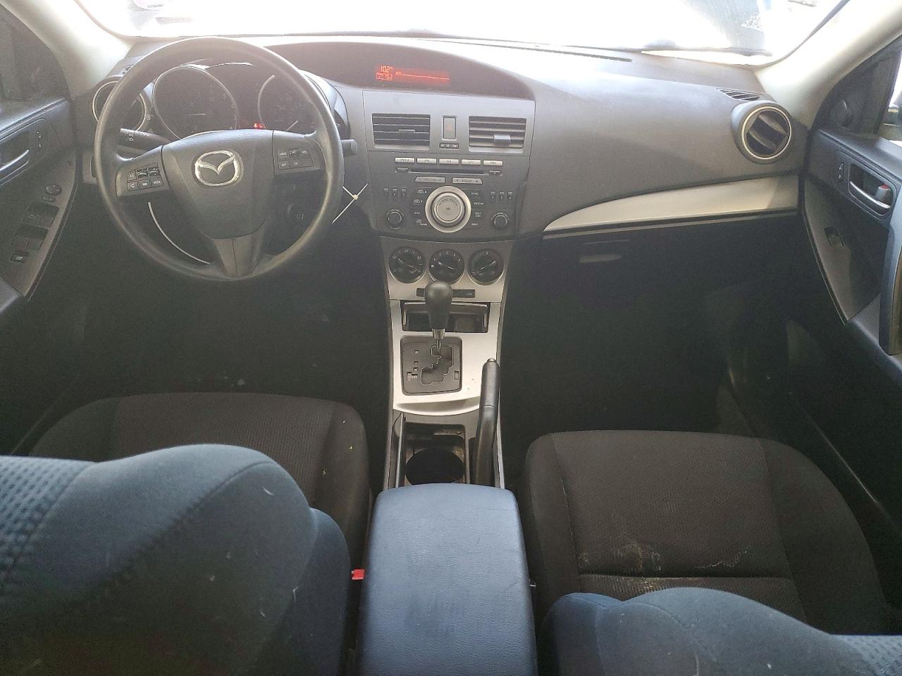 Mazda 3 I