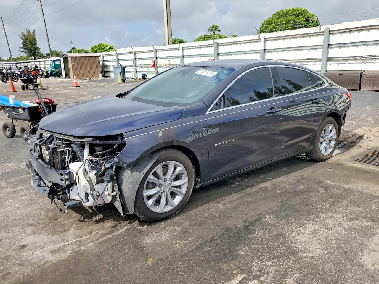 Salvage Chevrolet Malibu Image
