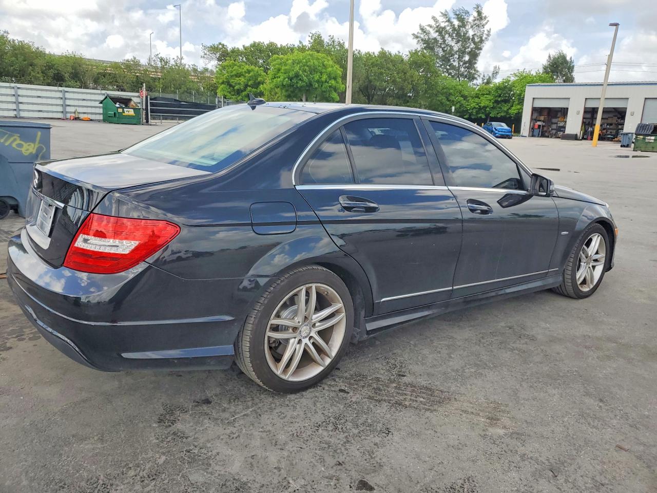 Mercedes-Benz C-Class 250