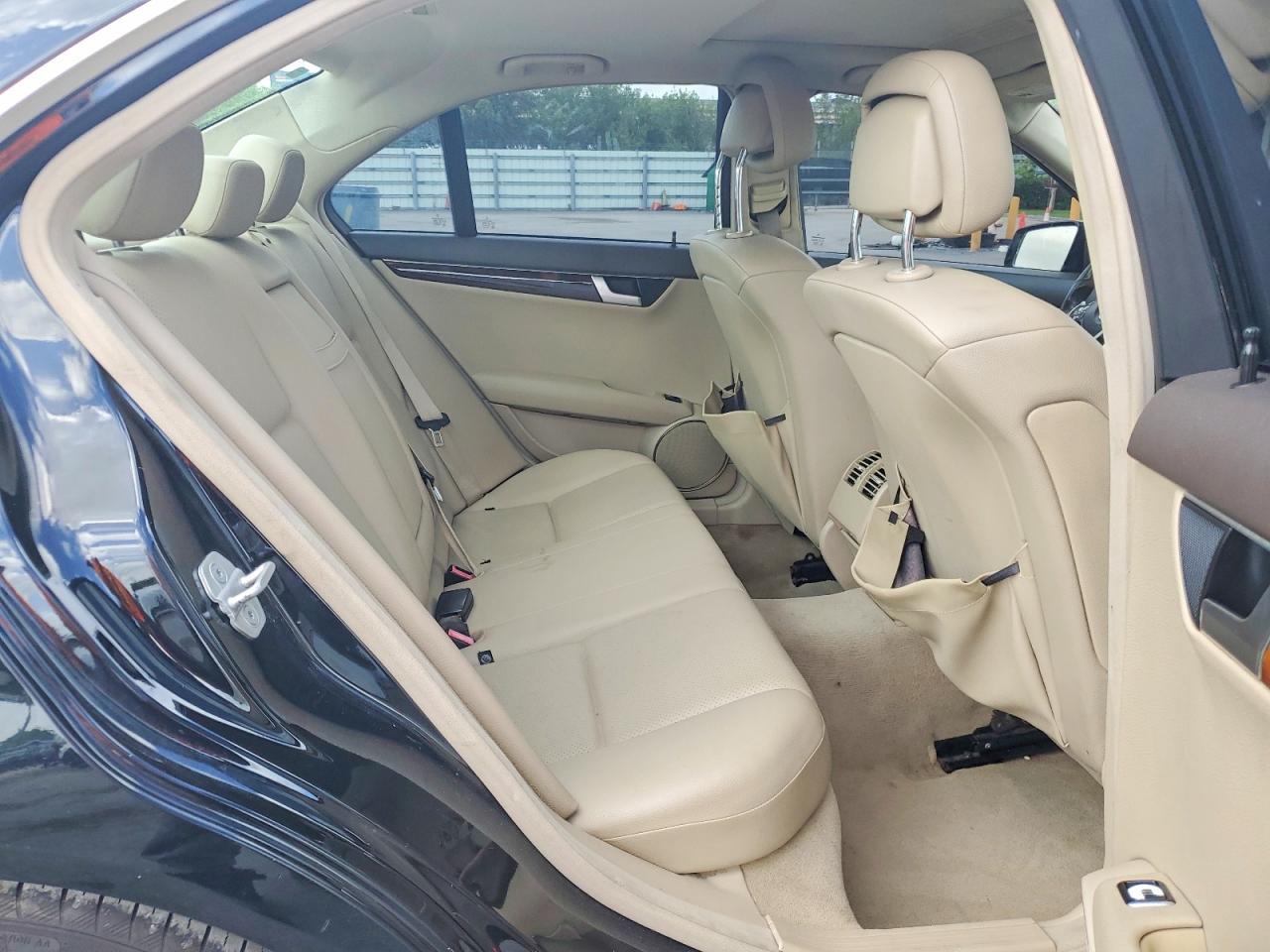 Mercedes-Benz C-Class 250