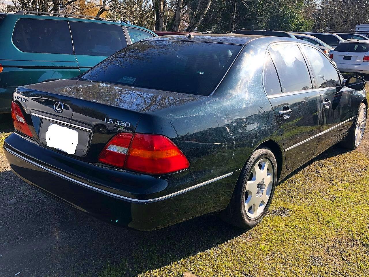 Lexus LS Base