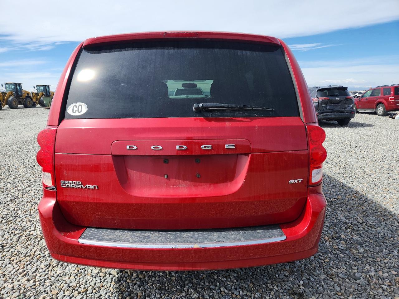 Dodge Caravan Sxt