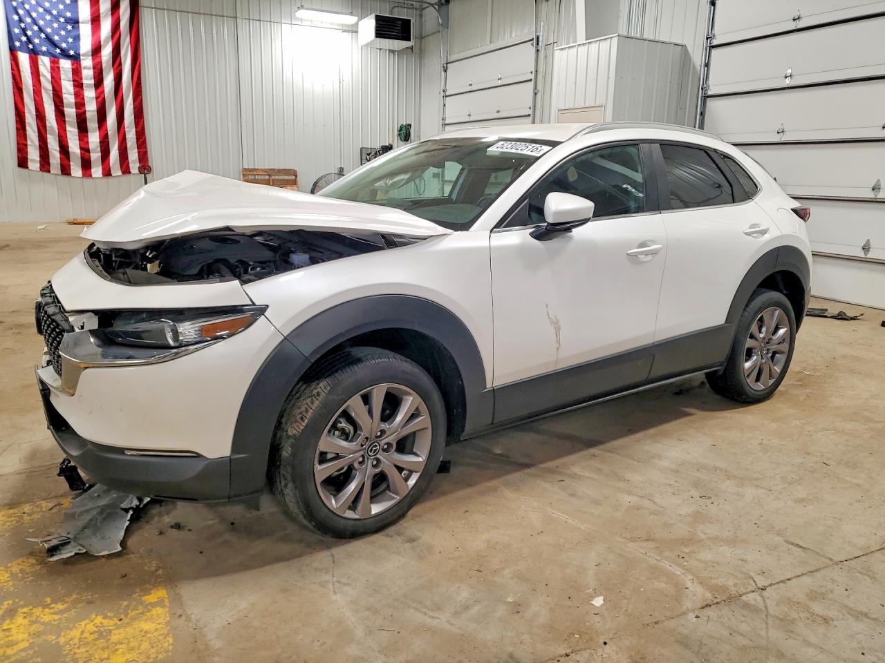 Salvage Mazda Cx Image