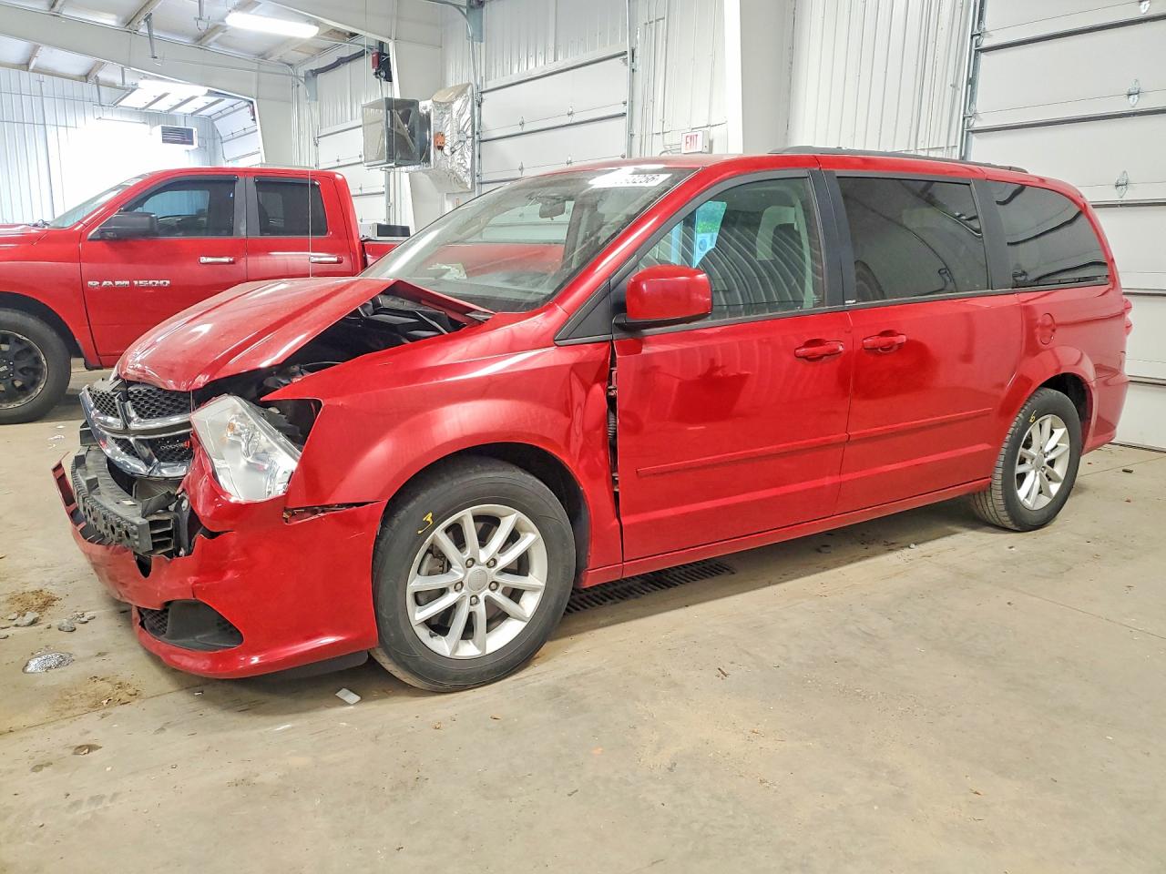 Salvage Dodge Caravan Image