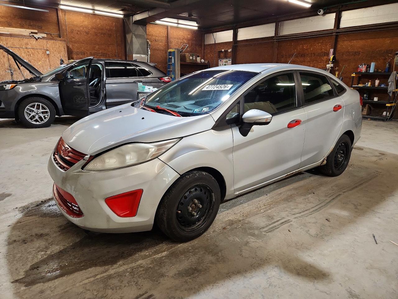 Salvage Ford Fiesta Image
