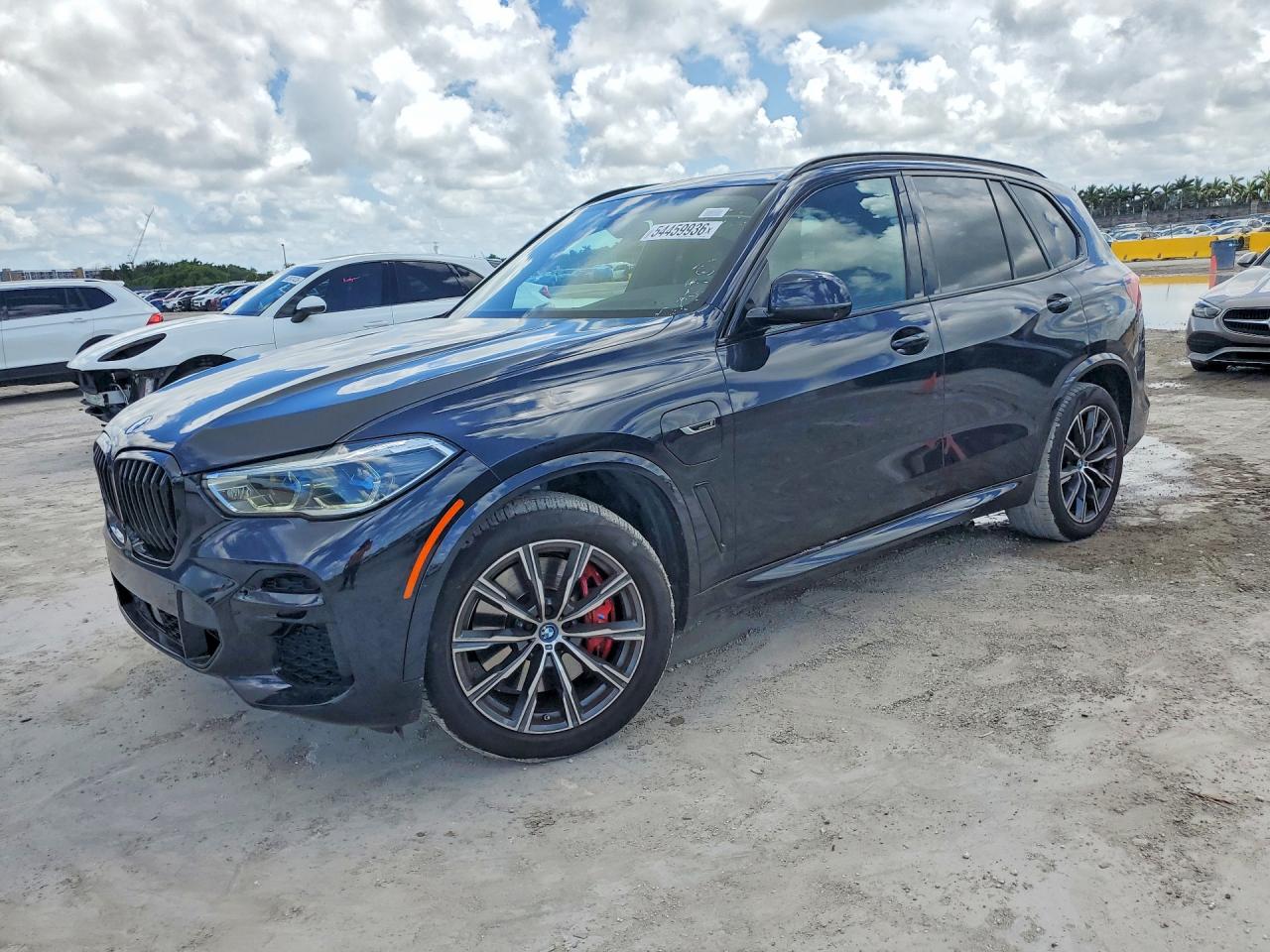 Salvage BMW X Series Image