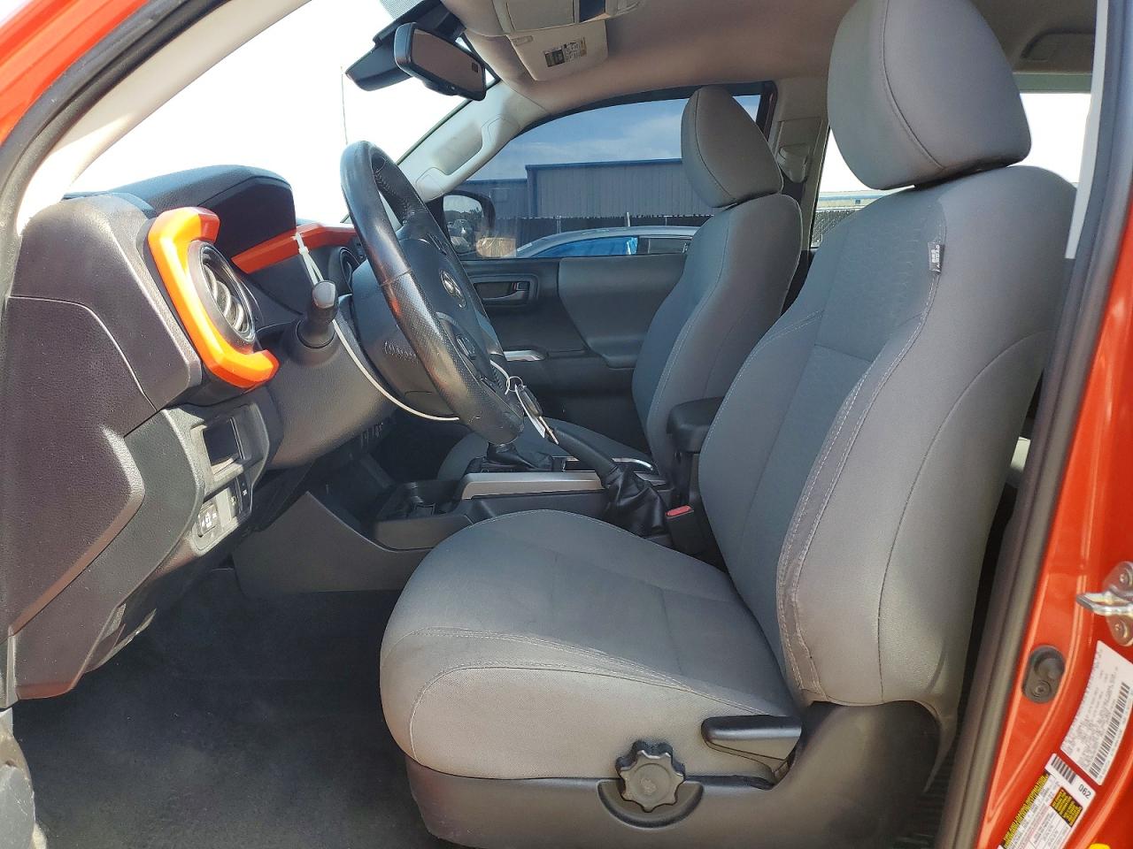 Toyota Tacoma Sr5 V6