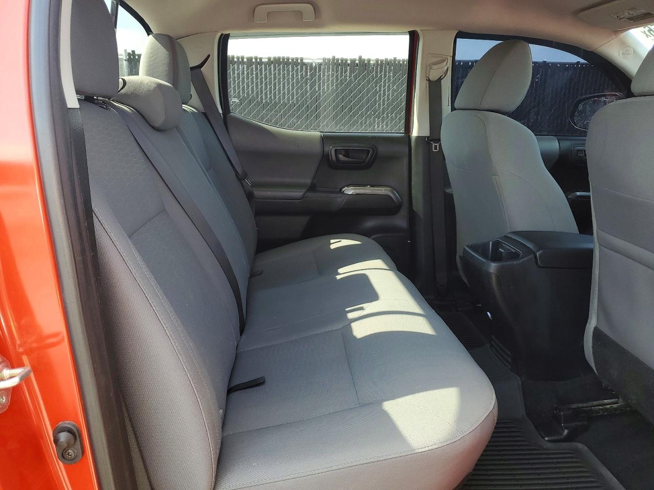 Toyota Tacoma Sr5 V6