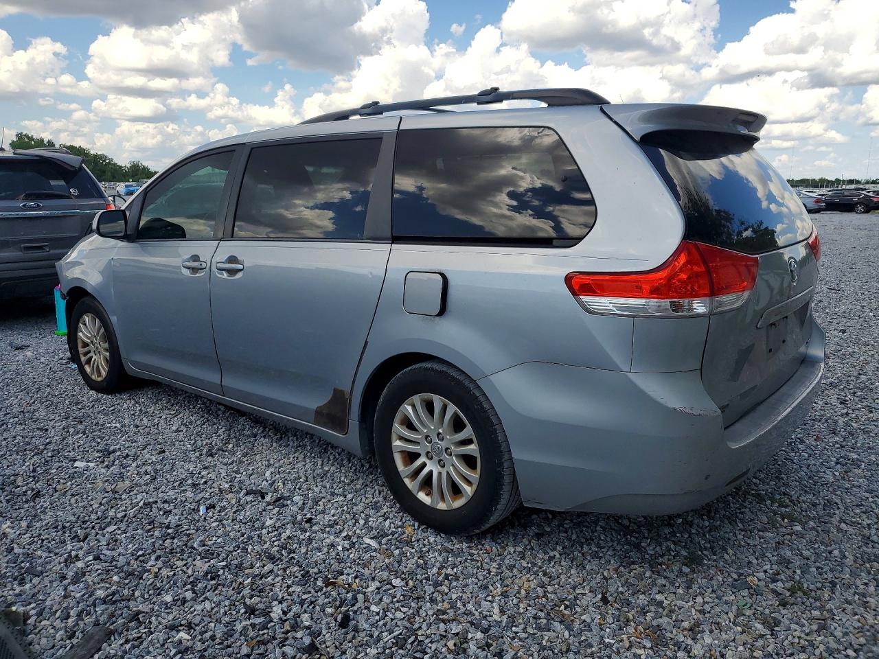 Toyota Sienna