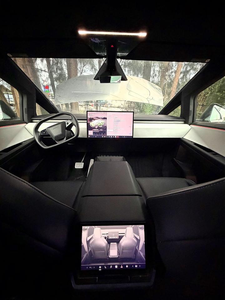 Tesla Cybertruck