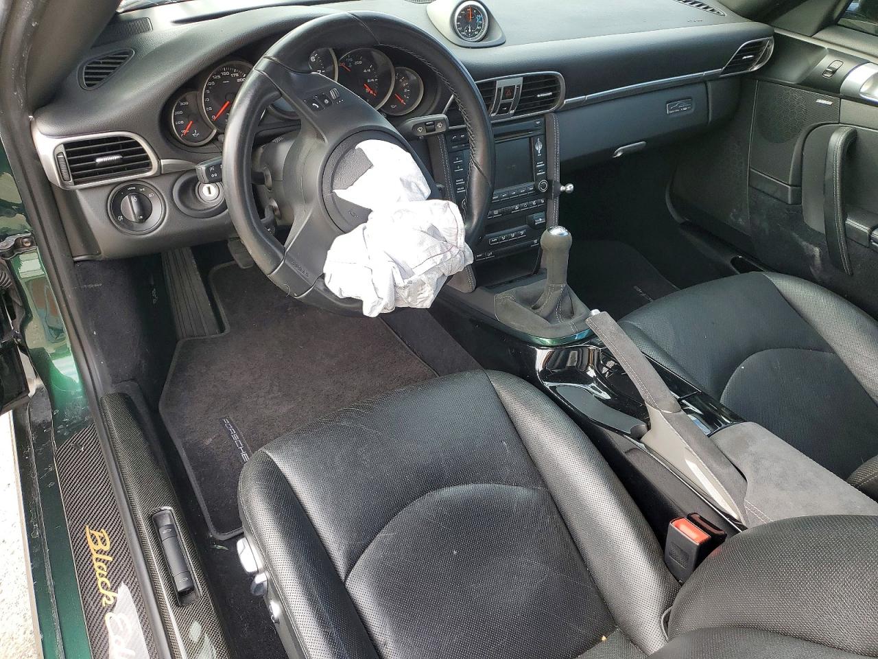 Porsche 911 Carrera 2 Black