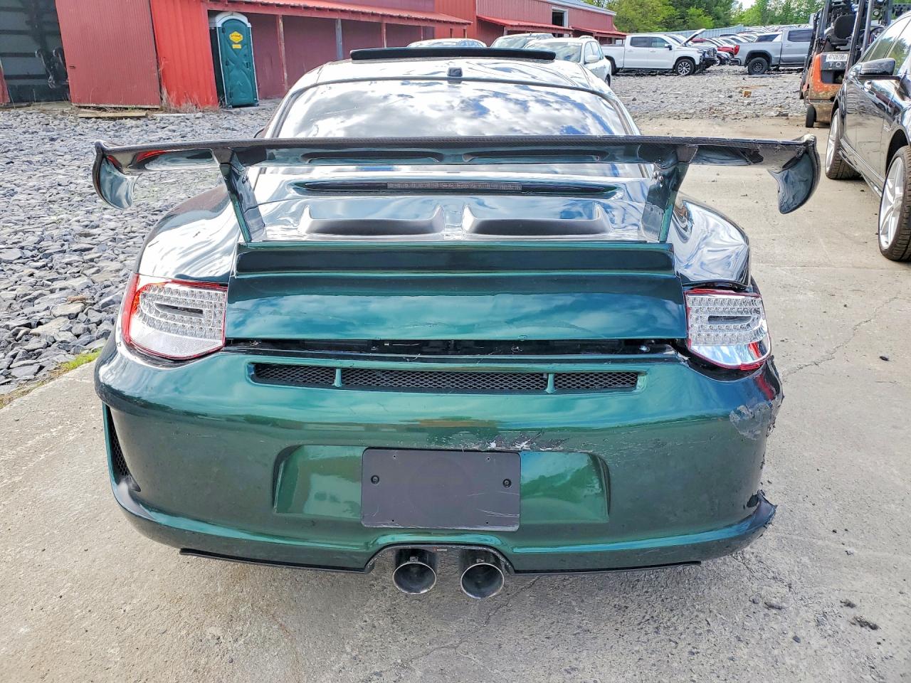 Porsche 911 Carrera 2 Black