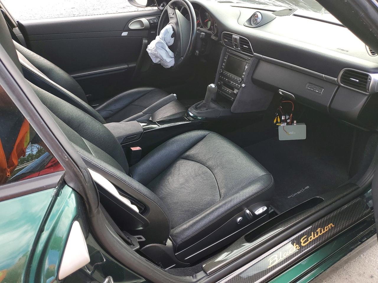 Porsche 911 Carrera 2 Black