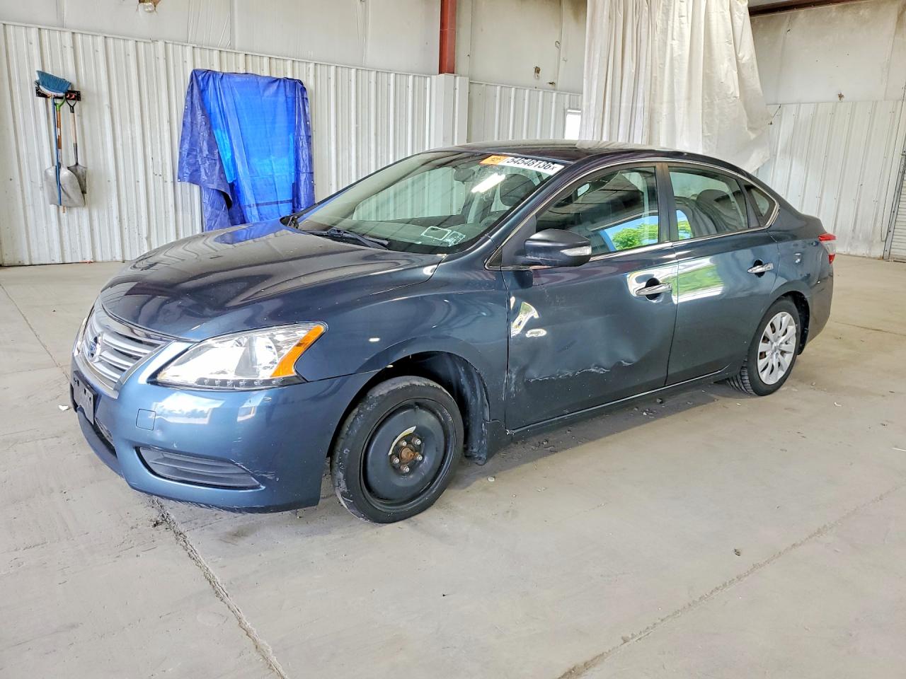 Salvage Nissan Sentra Image