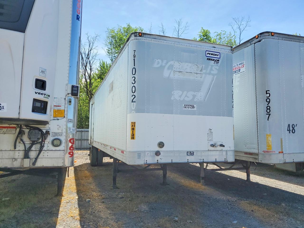 Salvage Trailmobile Other Image