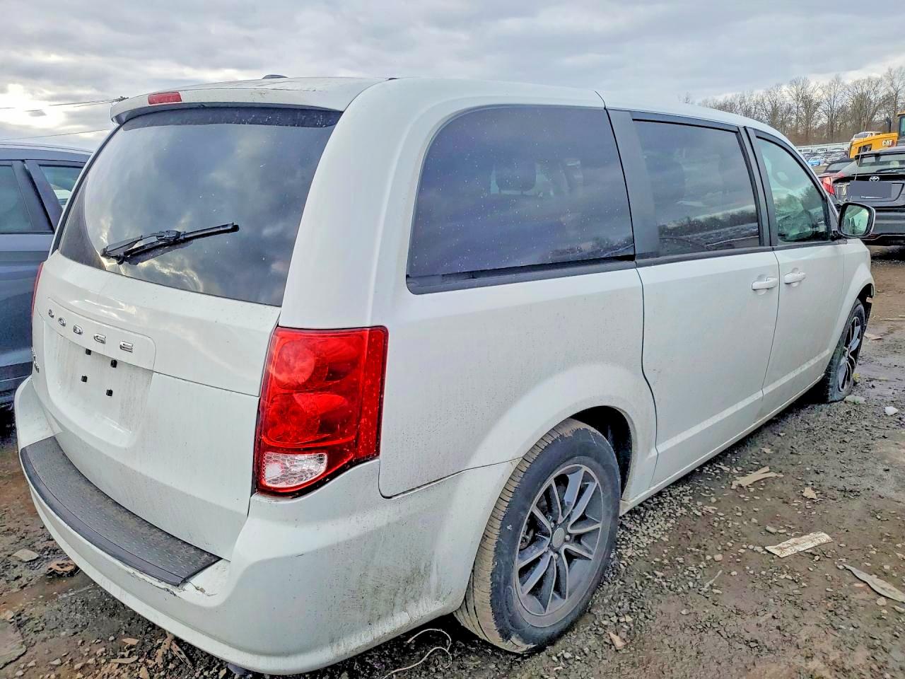 Dodge Caravan Se