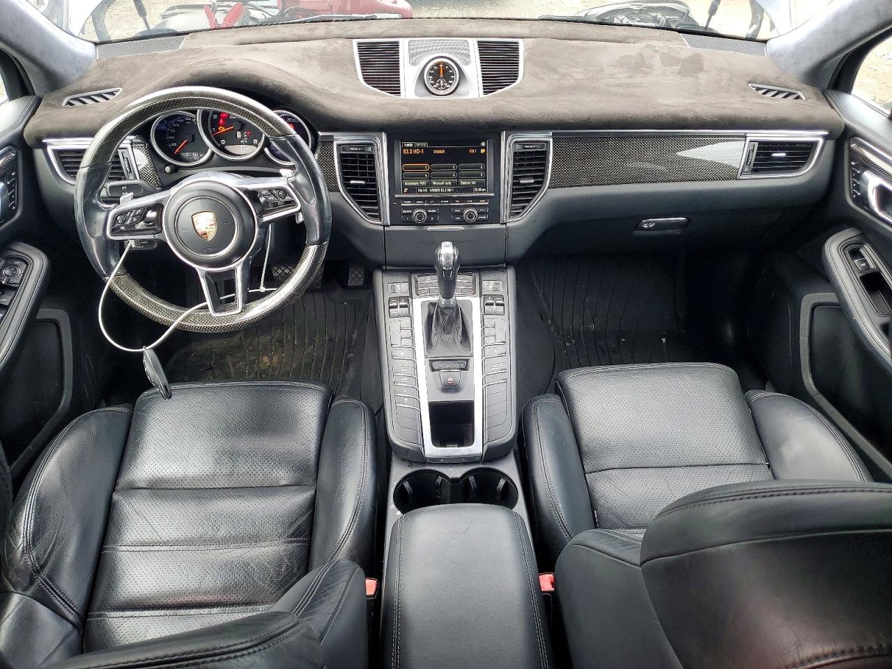 Porsche Macan Turbo