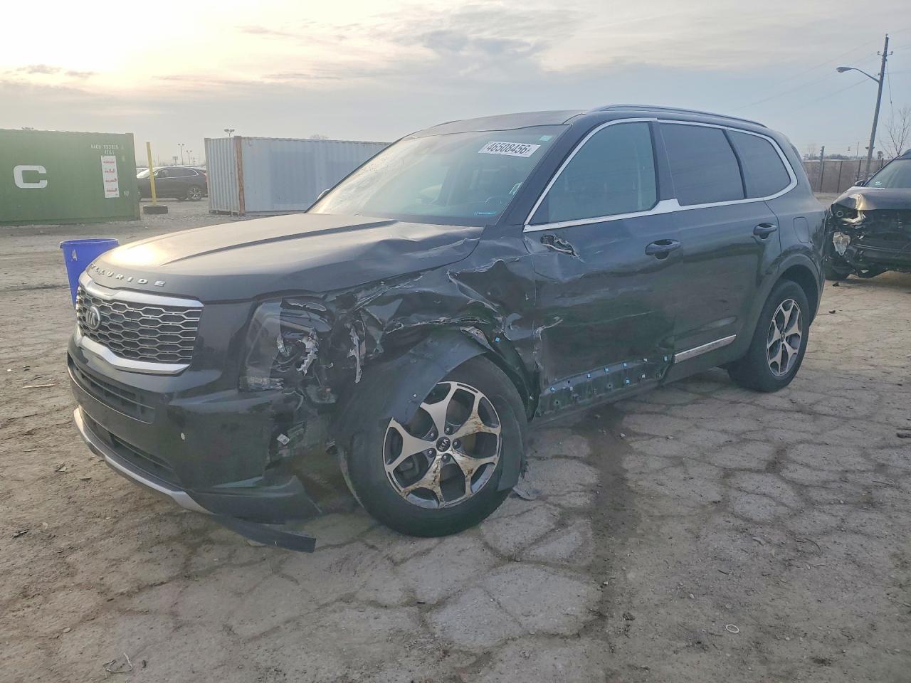 Salvage Kia Telluride Image