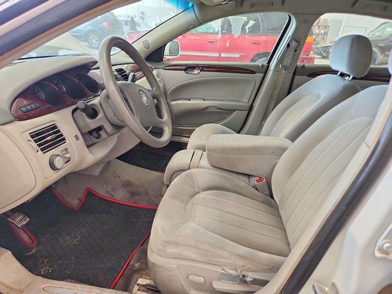 Buick Lucerne Cx