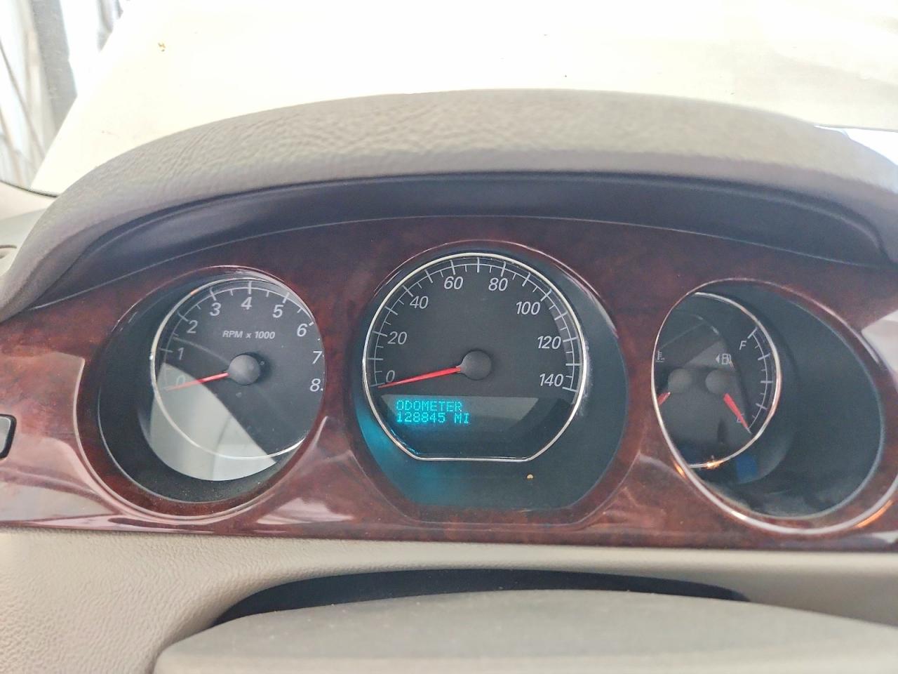 Buick Lucerne Cx