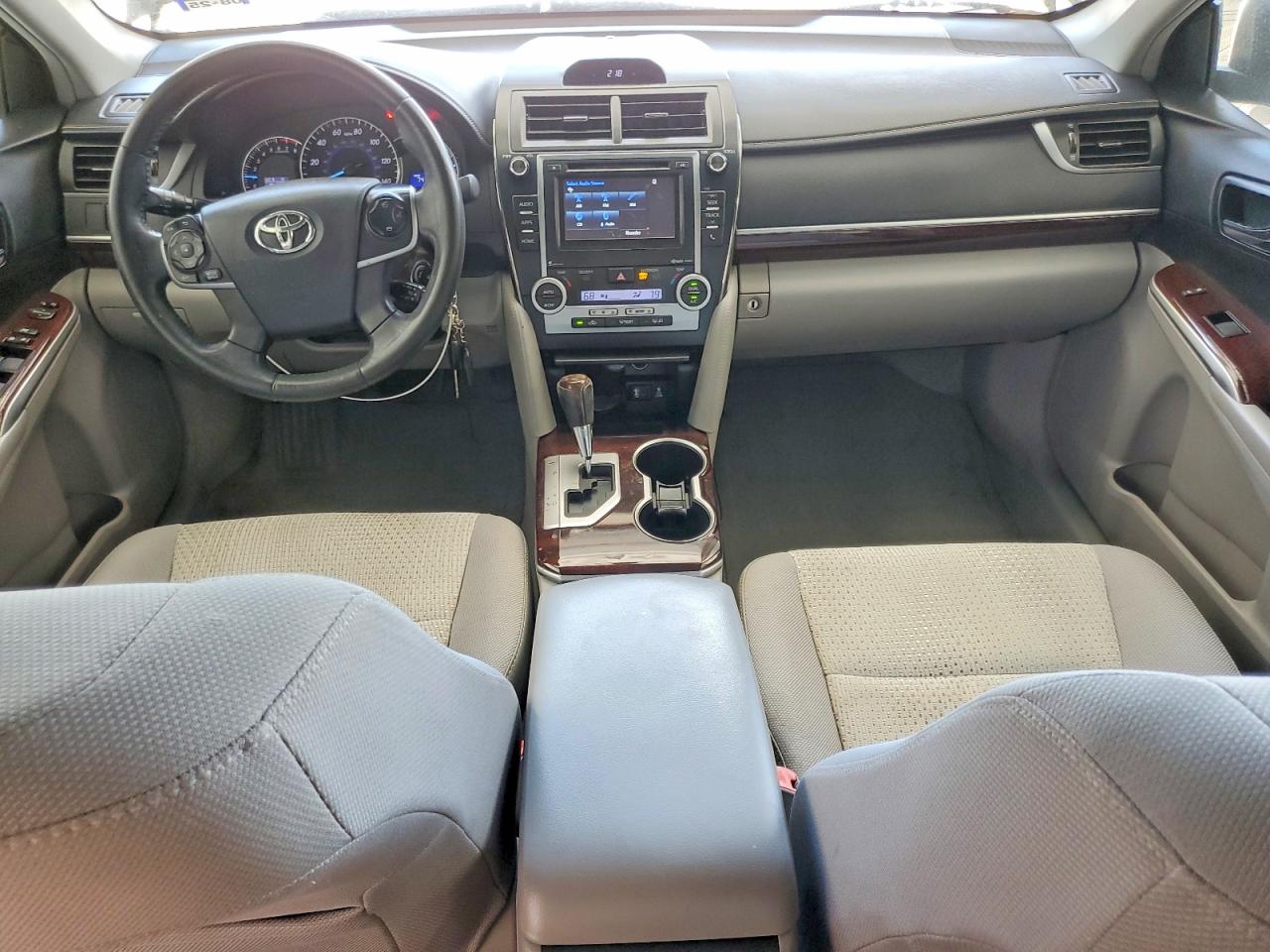 Toyota Camry Xle
