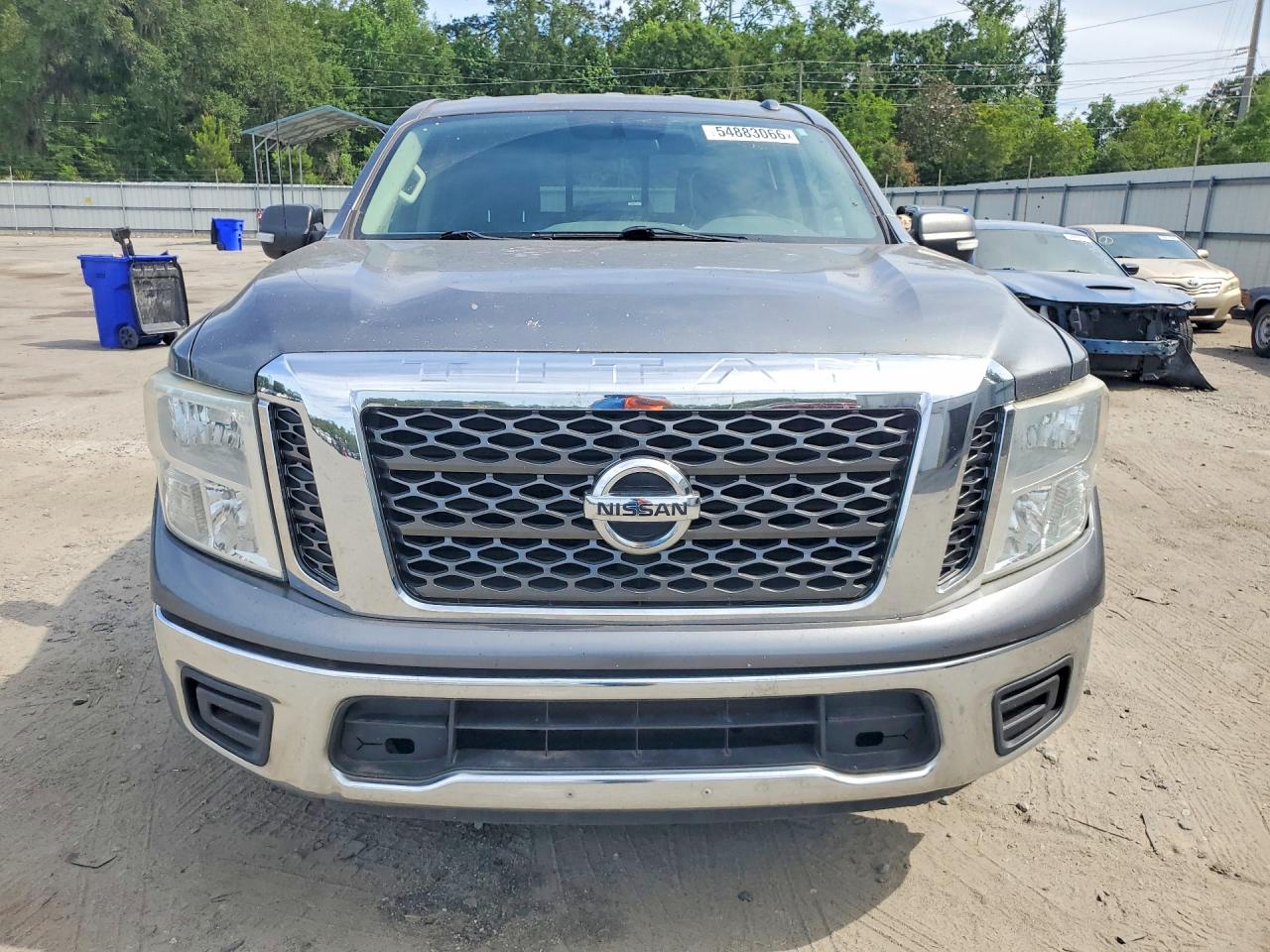 Nissan Titan S