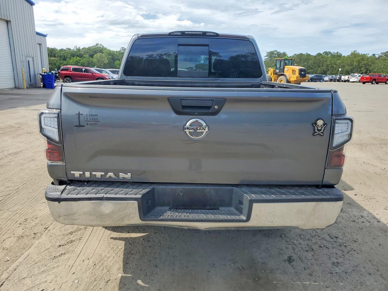 Nissan Titan S