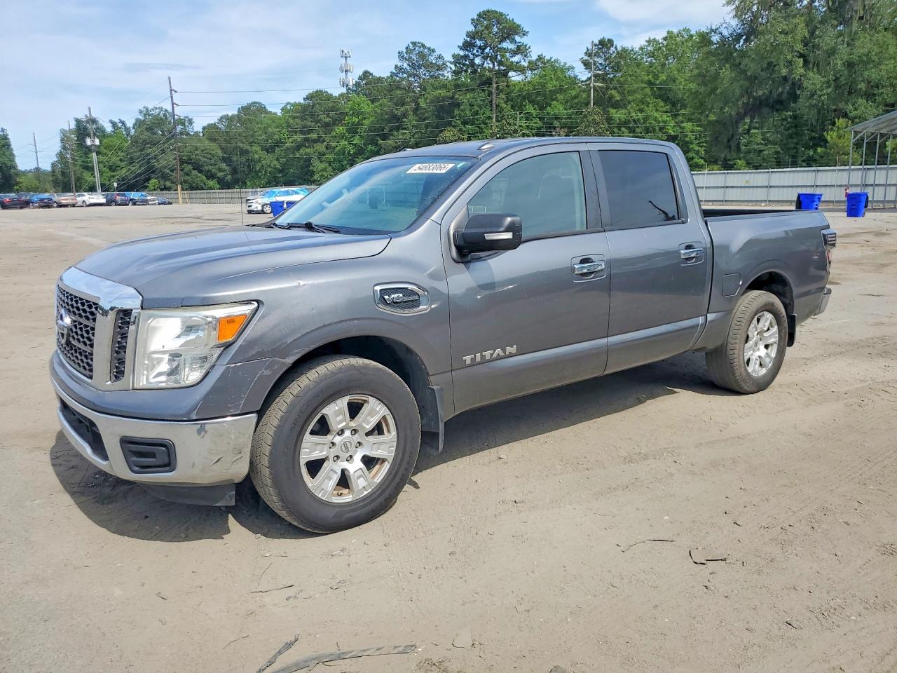 Salvage Nissan Titan Image