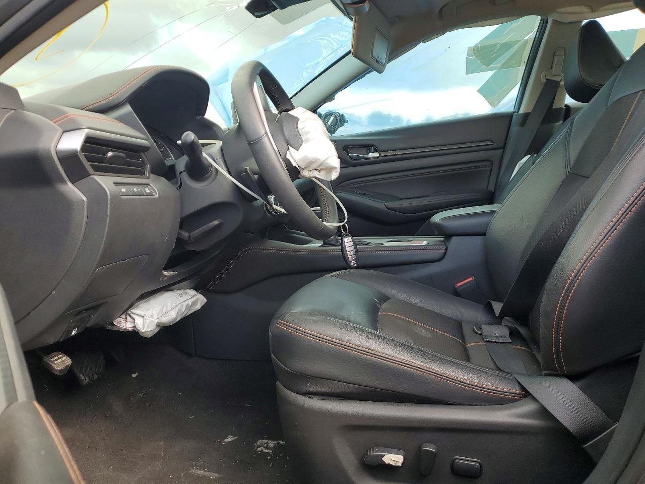 Nissan Altima Sr