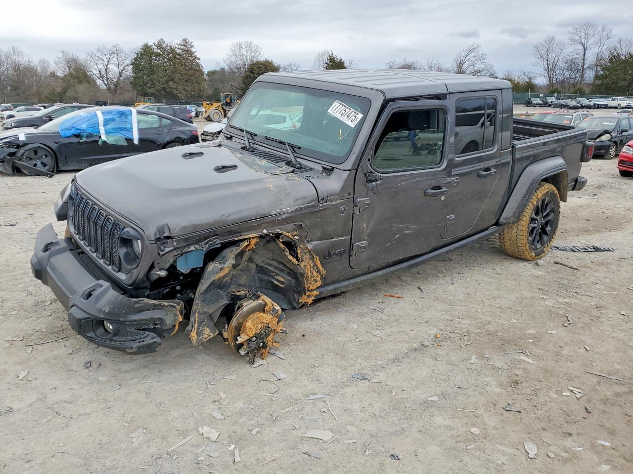 Salvage Jeep Gladiator Image