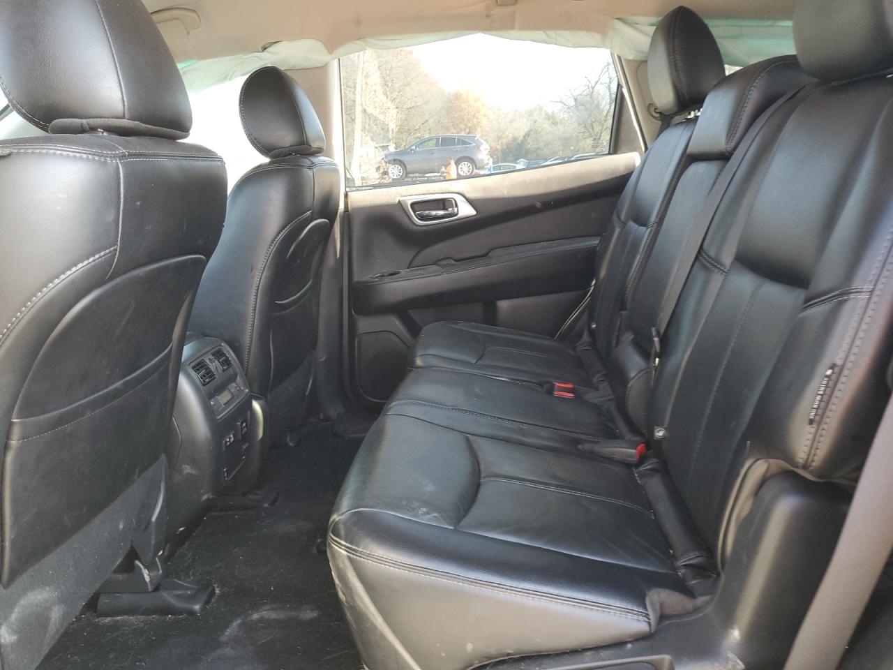 Nissan Pathfinder Sl