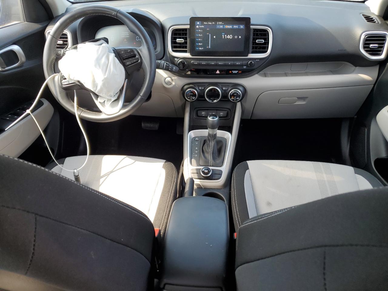 Hyundai VENUE Sel