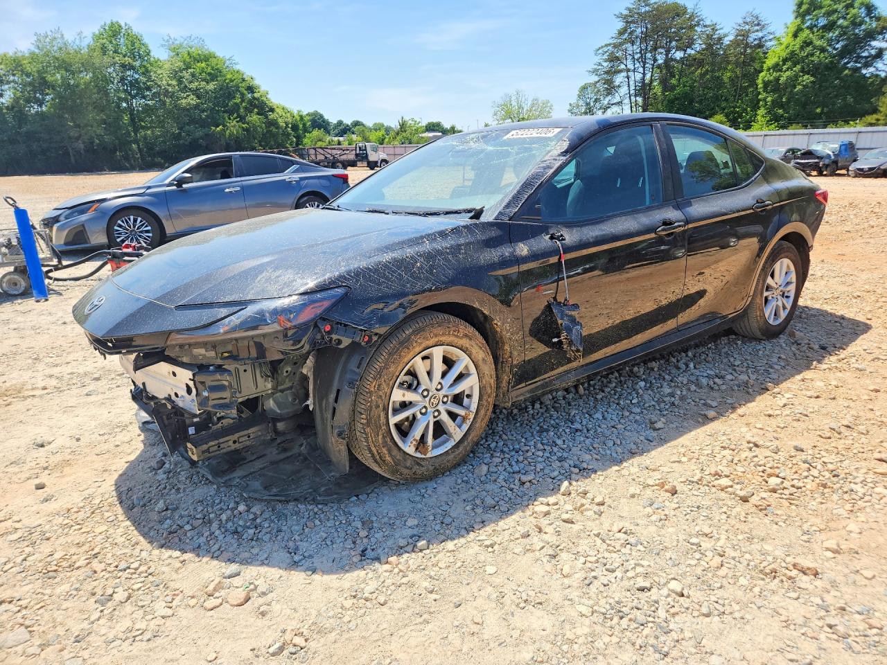 Salvage Toyota Camry Image