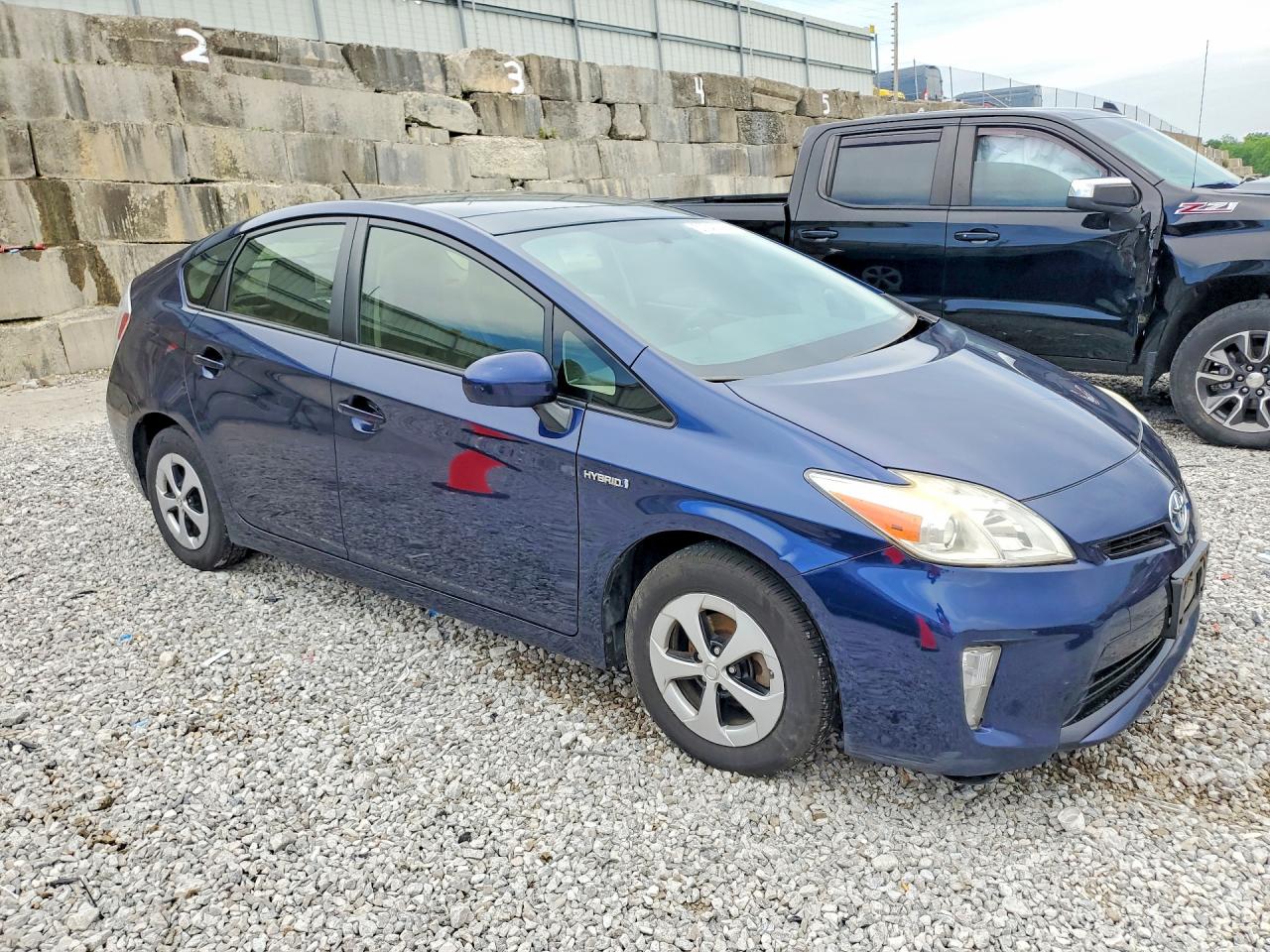 Toyota Prius Three