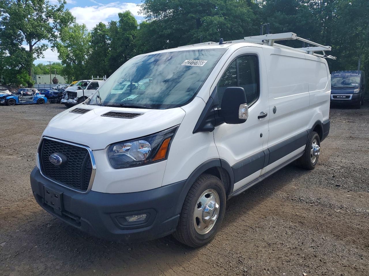 Salvage Ford Transit Image