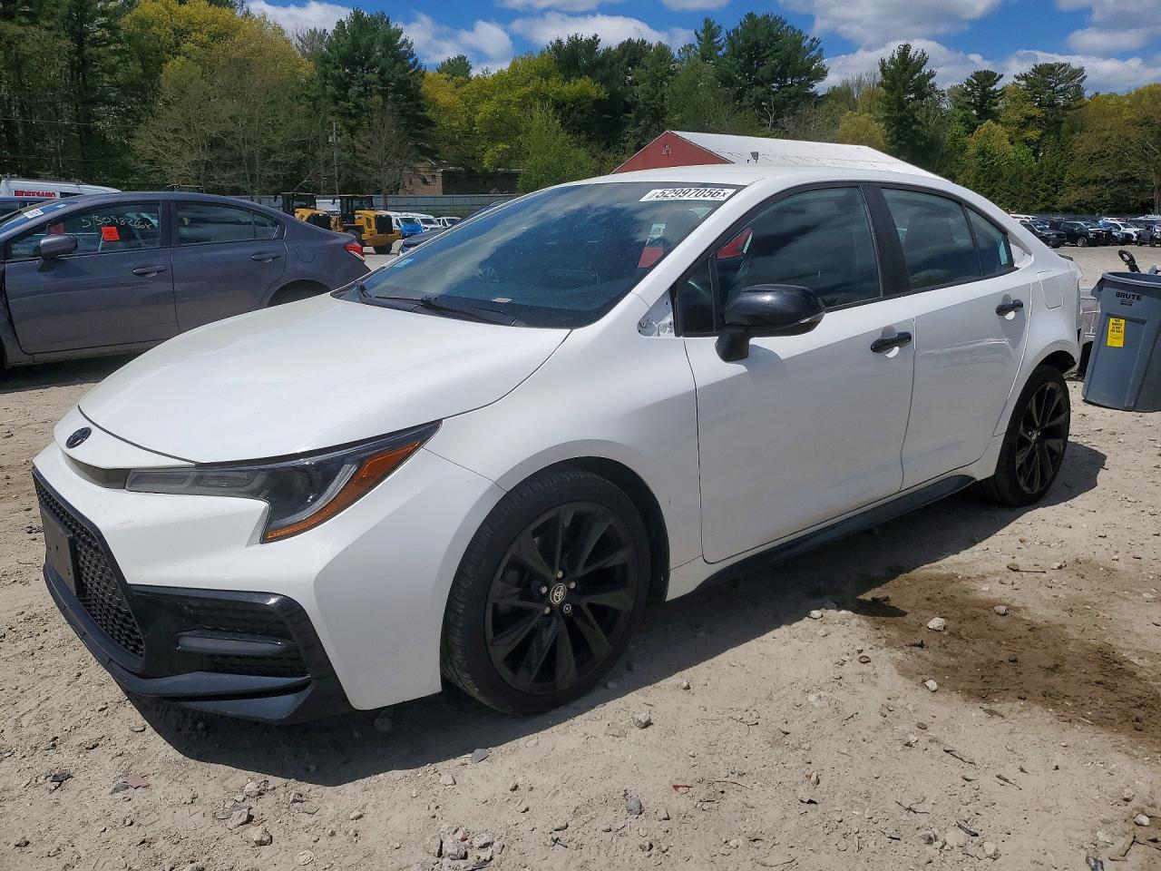 Salvage Toyota Corolla Image